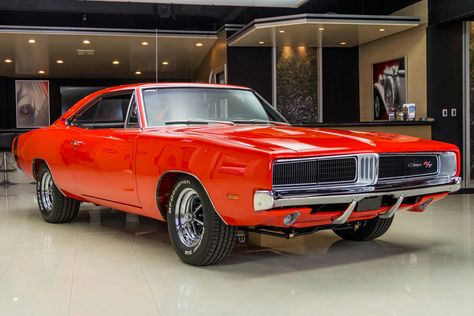 Dodge Charger 68, Black Dodge Charger, American Muscle Cars Dodge, 69 Dodge Charger, Dodge Charger For Sale, Dodge Chargers, Dodge Charger Rt, Dodge Charger Daytona, Custom Street Bikes