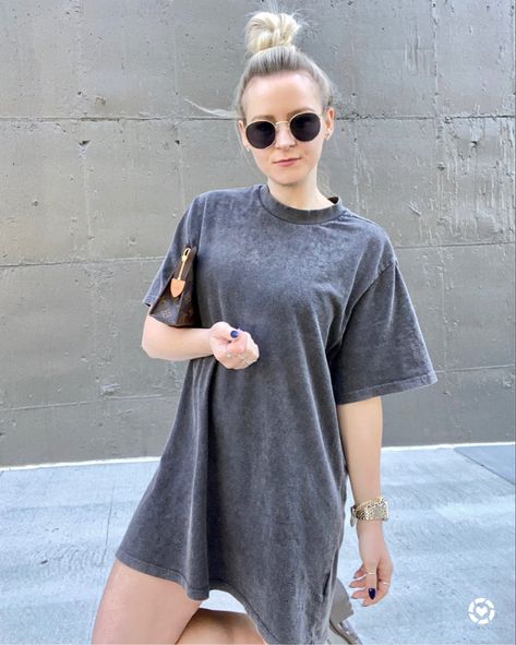 Tshirt Dress Outfit Fall, Grey Tshirt Dress Outfit, Gray Tshirt Dress, Casual Oversized T-shirt Dress For Daywear, Casual Oversized T-shirt Dress With Short Sleeves, Oversized T-shirt Dress With Short Sleeves For Daywear, With Boots Outfit, T Shirt Dress Outfit, Tshirt Dress Outfit