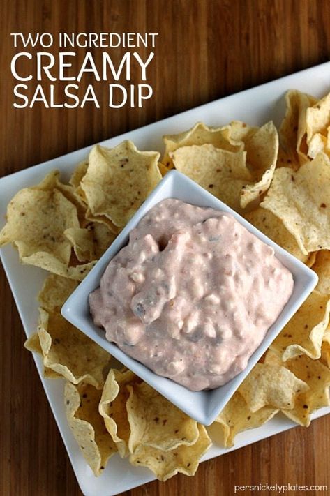 Two ingredient Creamy Salsa Dip couldn't be easier. Cool cream cheese mixed with spicy salsa is the perfect, simple dip! | www.persnicketyplates.com Homemade Chip Dip, Cream Cheese Salsa Dip, Persnickety Plates, Cold Dip Recipes, Creamy Salsa, Cold Dips, Homemade Dips, Two Ingredient, Salsa Dip