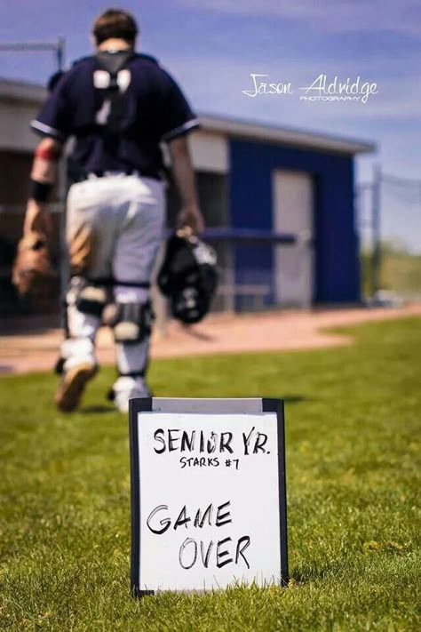 #HotelsNearBaseballHeaven #BaseballGames2017 Baseball Senior Pictures, Senior Year Pictures, Softball Senior Pictures, Senior Photos Boys, Baseball Photography, Softball Pictures, Baseball Pictures, Senior High School, Baseball Photos