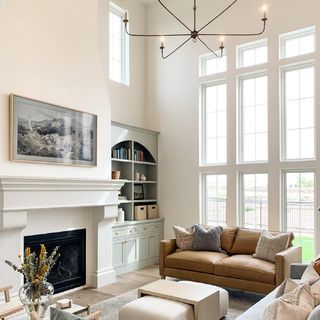 Ashley Webb Interiors (@ashleywebbinteriors) • Instagram photos and videos Living Room 2022, Throwing It Back, Amber Fillerup, Parade Of Homes, Inspo Board, Blue House, Great Room, Forever Home, New Pins