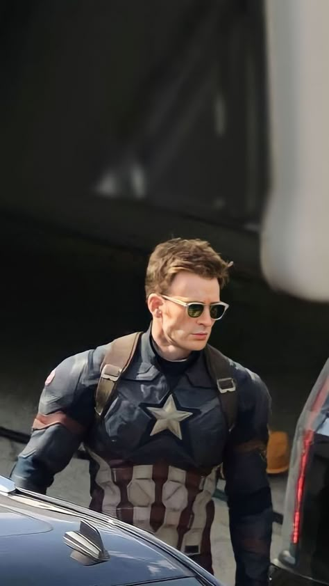 Capt America Wallpaper, Capten America Wallpaper, Kaptan Amerika Wallpaper, Chris Evans Captain America Wallpaper, Chris Evans Aesthetic, Steve Rogers Wallpaper, Super Hero Wallpaper, Chris Evans Wallpaper, Chris Evans Photos