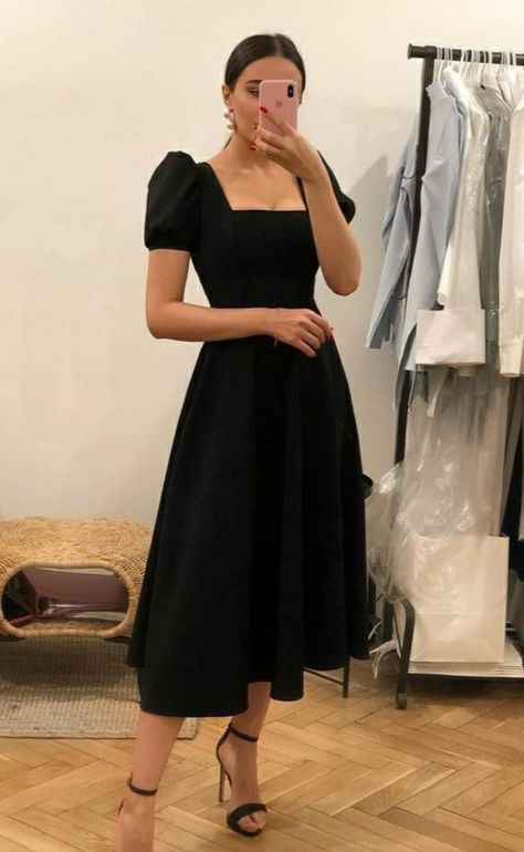 Ankle Length Prom Dress, Farewell Dresses, Fotografi Vintage, Simple Prom Dress, Trendy Dress Outfits, Black Prom Dress, Black Prom, Grad Dresses, Mode Inspo