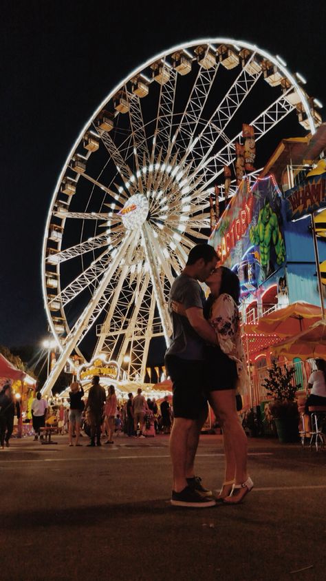 Infatuation Vs Love, Oc Fair, Fair Pictures, Dream Dates, Cute Date Ideas, Shotting Photo, Goals Pictures, Cute Couples Photos, Relationship Goals Pictures