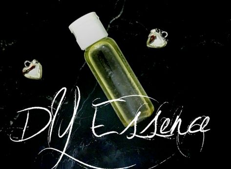 Skin Essence, Diy Cream, Aloe Juice, Cream Highlighter, Diy Facial, Diy Recipe, Homemade Beauty, Aloe Vera Juice, Organic Makeup