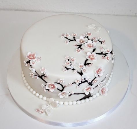 Cake Engagement, Cherry Blossom Cake, Blossom Cake, Japanese Cake, Birthday Cake Recipe, Engagement Cakes, Birthday Food, Birthday Cake Decorating, Fancy Cakes