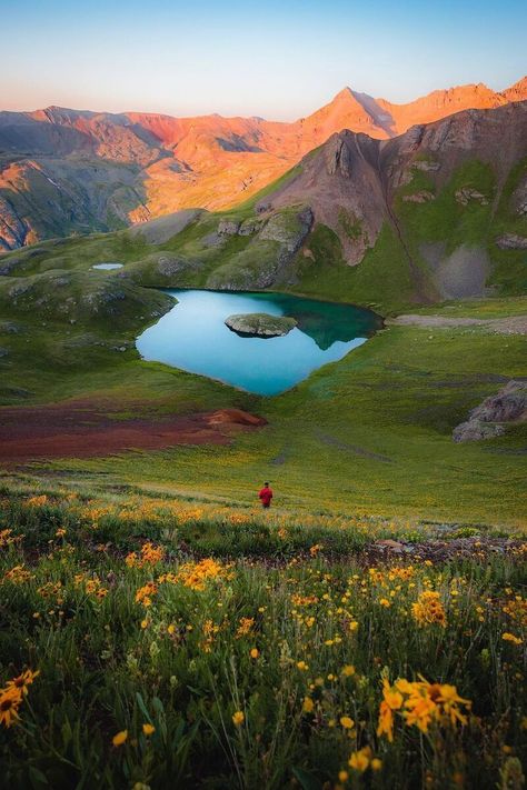 Southern Colorado, Travel Creative, Crested Butte Colorado, Travel Bucket List Usa, Night Scenery, Crested Butte, Colorado Usa, Sunset Nature, Mountain Scene