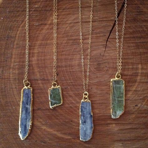 Kyanite Necklace, Green Kyanite, Necklace Green, Homemade Jewelry, Blue Kyanite, Green Necklace, Jewelry Ideas, Gemstone Jewelry, Fashion Inspo