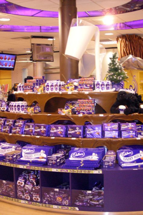 Cadbury World Birmingham, Birmingham Christmas, Cadbury World, Cardiff University, Birmingham Uk, Dairy Milk, Uk Travel, Craft Fair, Christmas Market