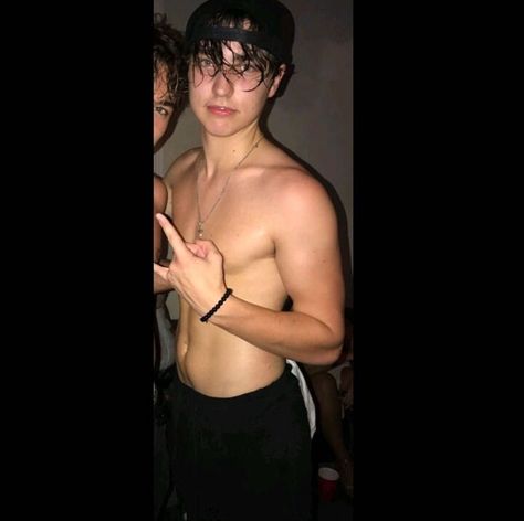 Colby Brock Wet Hair, Colby Brock Gray Sweatpants, Colby Brock Full Body Picture, Colby Brock Fanfiction, Colby Brock Imagines Text, Colby Brock Sweatpants, Colby Brock Abs Pic, Colby Brock Imagines Wattpad, Colby Brock Muscles