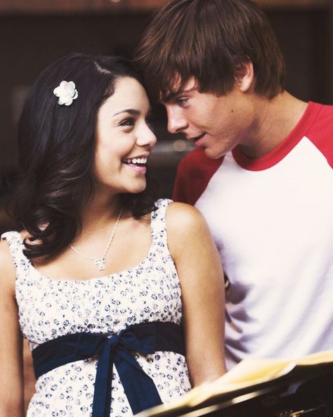 Troy and Gabriella Gabriela Montez, High School Musical Quotes, Troy Gabriella, Zac And Vanessa, Troy And Gabriella, Zac Efron Vanessa Hudgens, Zac Efron And Vanessa, Hig School, Highschool Musical