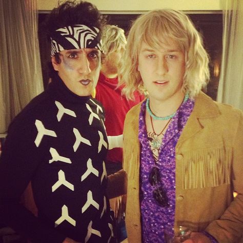 Derek and Hansel from Zoolander. Zoolander Costume, Halloween Costume Ideas For Guys, Costume Ideas For Guys, List Of Halloween Costumes, Clever Halloween, Clever Halloween Costumes, Cute Couple Halloween Costumes, Hallowen Costume, Last Minute Halloween Costumes