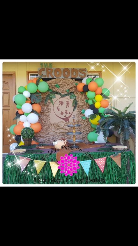 The Croods Birthday Party Ideas, The Croods New Age Birthday Party Ideas, Croods Party, Wild Kratts Birthday Party Decoration, Wild Kratts Birthday Decorations, The Croods A New Age, Birthday Board, 5th Birthday, 4th Birthday