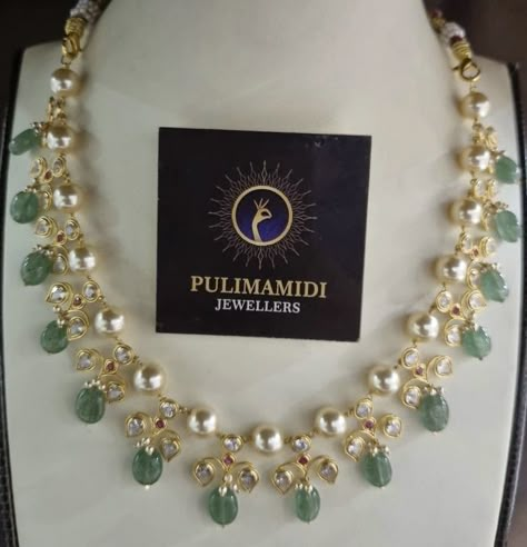 Latest Pearl Necklace Designs, Indian Pearl Necklace, Fashion Jewelry Necklaces Gold, Gold Pearl Jewelry, Fancy Jewelry Necklace, Pearl Jewelry Design, Beautiful Gold Necklaces, Gold Jewelry Simple Necklace, Pearl Necklace Designs