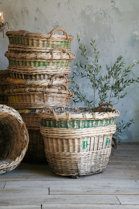 How to Use Antique Baskets to Add Character & Texture to a Room  #baskets #decoratingideas #homedecor #interiordecorating #frenchcountry #frenchfarmhouse #farmhousestyle #antiquebaskets #vintagebaskets #vintage #antiques Decorate With Baskets, Champagne Grapes, Raindrops And Roses, French Baskets, Vintage Baskets, Basket Bag, French Country Decorating, Basket Decoration, Country Decor