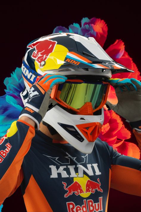 Ktm Helmet, Offroad Helmet, Red Bull Ktm, Bike Poster, Ktm Duke, Dirt Bikes, Dirt Bike, Vibrant Colours, Advanced Technology