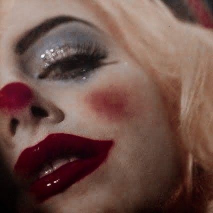 Circus Core, Harley Quinn Aesthetic, Quinn Aesthetic, Welcome To The Circus, Dark Carnival, Circus Aesthetic, Aesthetic Rainbow, Clown Core, Dark Circus