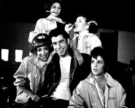 A very rare Grease photo. Grease The Movie, Grease Aesthetic, Grease Lightning, Grease 1978, Grease Live, Grease Movie, Grease Is The Word, Grease 2, Danny Zuko