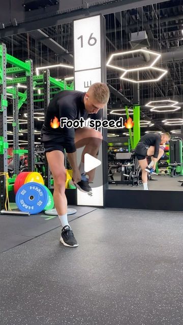 Krash38 on Instagram: "Foot speed👌🫡  #football #training #footspeed #workout #routine" Speed Training Workout, Football Workouts Training, Kids Workout, Speed Workout, Football Workouts, Speed Training, Football Training, Exercise For Kids, Fitness Training