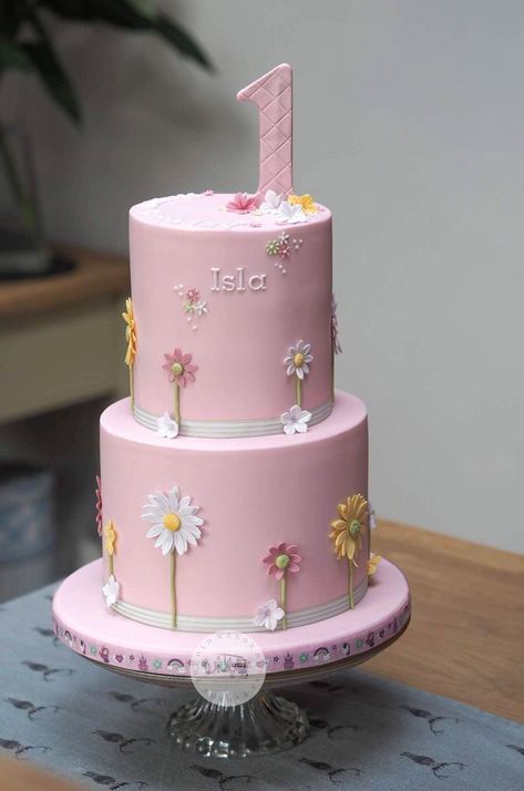 Two Tier Daisy Cake, First Birthday Cake Design For Girl, Cake Ideas For First Birthday Girl, 1 Bday Cake Girl, Pink 2nd Birthday Cake, Flower Cake 1st Birthday, 2 Tier Daisy Cake, Two Tier Cake For Girl, Pink Cake With Daisies