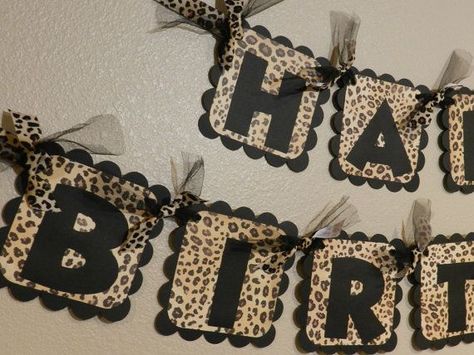 Cheetah Print Party, Leopard Birthday Parties, Cheetah Birthday Party, Leopard Print Birthday, Leopard Cake, Cheetah Party, Cheetah Birthday, Leopard Print Party, Leopard Birthday