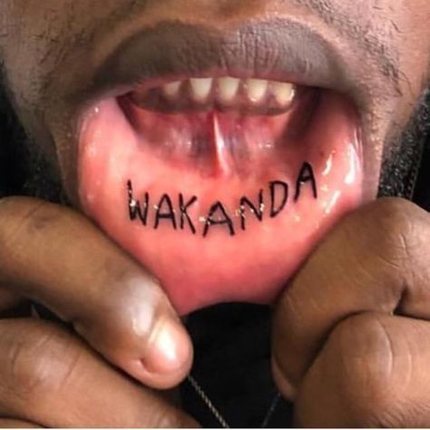 Black Panther Tattoo, Avengers Tattoo, Forever Tattoo, Men's Small Tattoo, Geometric Tattoo Arm, Marvel Tattoos, Shape Tattoo, Small Tattoo Ideas, Wakanda Forever