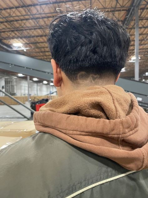 Initial Haircut, Iphone Wallpaper Off White, Fade Haircut Designs, Wallpaper Off White, C Initial, Drop Fade, Faded Hair, Haircut Designs, Corte De Cabelo Masculino