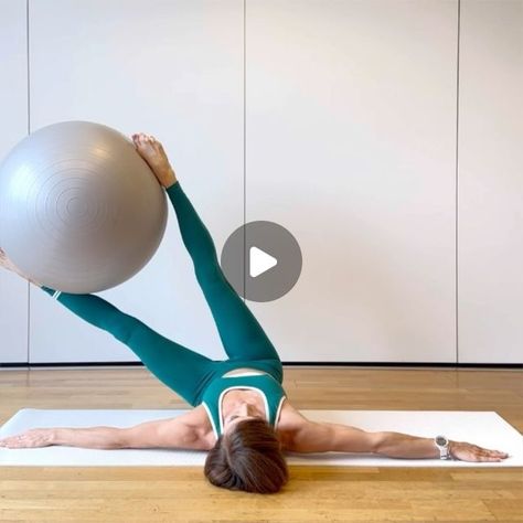 Exercises For Hips, Bosu Workout, Mat Pilates, Workout Ideas, Big News, Pilates Workout, Ball Exercises, Click The Link, Pilates