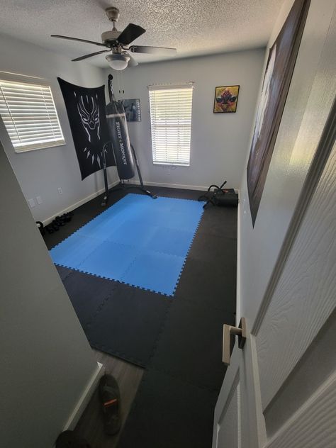 Dojo Ideas, Martial Arts Gym, Jiu Jitsu Techniques, Gym Room At Home, Gym Room, Martial Arts Workout, Home Gym, First Home, Gym