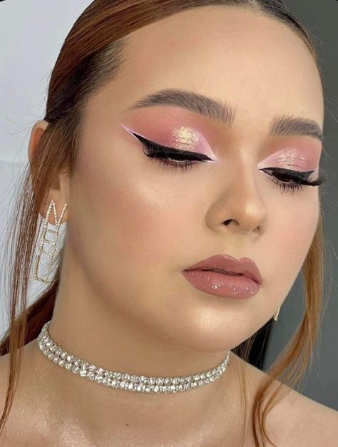 Makeup Rosa, Semi Cut Crease, Pink Eye Makeup, Eye Makeup Techniques, Cut Crease Makeup, Makeup Glam, Drag Makeup, Stunning Makeup, Makeup Eye Looks