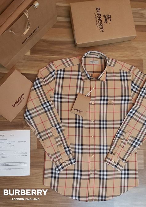 Burberry Shirt Outfit, Burberry Men Outfit, Black Men Casual Style, Burberry Shirts For Men, Long Sleeve Shirt Outfits, Mens Dress Outfits, Shirt Outfit Men, Burberry Shirts, Burberry Shirt