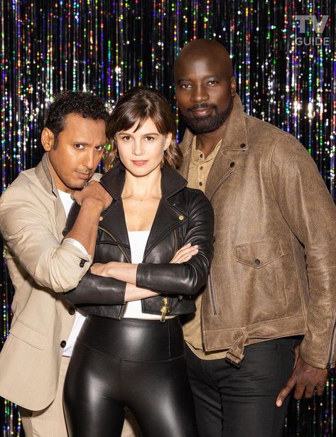 Aasif Mandvi, Katja Herbers, & Mike Colter - Evil | 2022-06-26 Katja Herbers, Mike Colter, Tv Guide, Me Tv, Make Sense, Aesthetic Photo, Movies Showing, Favorite Tv Shows, Tv Series