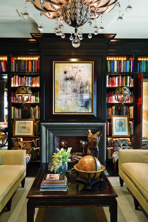 Dark and Masculine Living Room and Library.                                                                                                                                                      More Painting Bookcase, Design Salon, Dark Walls, Home Libraries, A Living Room, Home Library, A Fire, Decoration Design, 인테리어 디자인