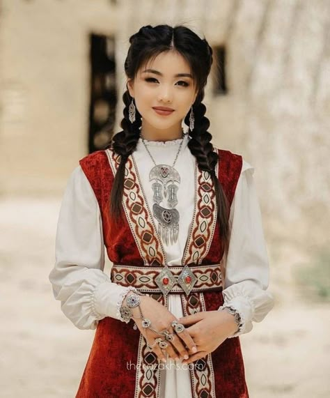 Kazakh girl in traditional attire Kazakh Clothing, Empire Outfit, World Aesthetic, Anime World, Toys Barbie, Ethno Style, National Clothes, National Dress, Traditional Attire