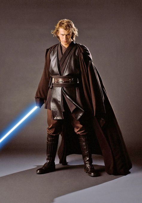 Anakin Skywalker Full Outfit, Anakin Jedi Robes, Anakin With Lightsaber, Anakin Skywalker Inspired Outfit, Anakin And Padme Revenge Of The Sith, Male Jedi Outfit, Sims 4 Cc Anakin Skywalker, Hayden Christensen Anakin Skywalker, Star Wars Cosplay Male