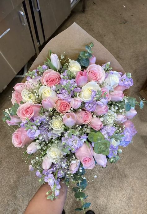 Flower Boquet, Boquette Flowers, Prom Flowers, Flowers Bouquet Gift, Nothing But Flowers, Flower Therapy, Happy Flowers, Beautiful Bouquet Of Flowers, Luxury Flowers