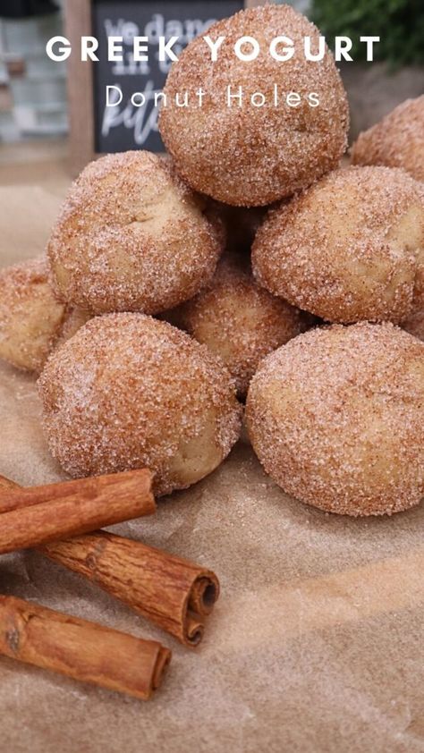 Greek Yogurt Cinnamon Protein Donut Holes Cream Of Chicken Soup Mix Recipe, Protein Donut Holes, High Protein Donuts, Greek Yogurt Cookies, Protein Greek Yogurt, Healthy Doughnuts, Protein Donuts Recipe, Greek Yogurt Dessert, Low Calorie Baking