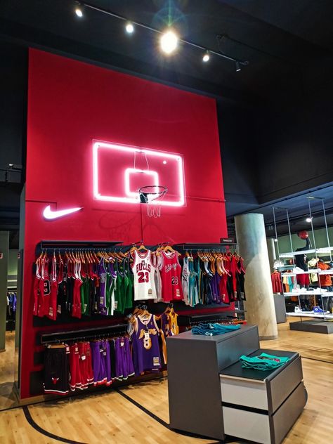 Basketball Store, Nike Wallpaper Iphone, Sneakerhead Room, Space Fashion, Basketball Is Life, Basketball Photography, Basketball Wallpaper, Basketball Clothes, Basketball Uniforms