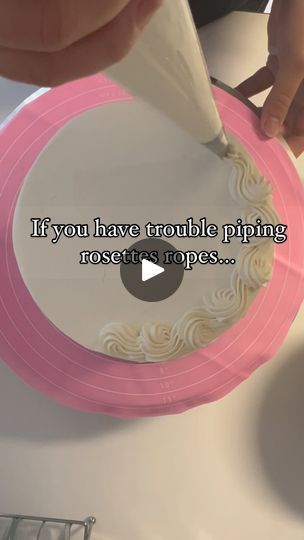 Rosette Piping, Piping Tutorial, A Question Mark, Cake Tips, Frosting Techniques, Cake Borders, Piping Techniques, Piping Bag, Culinary Art