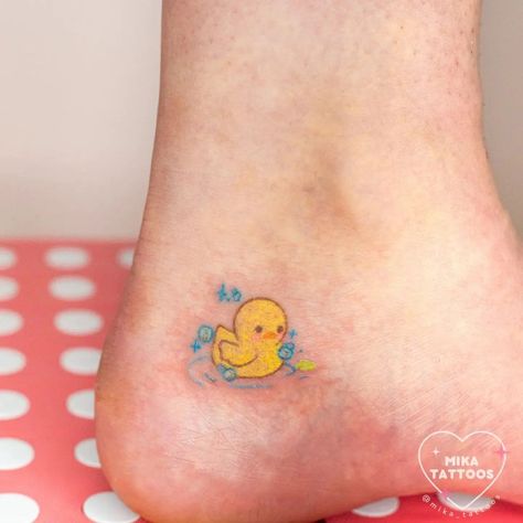 Mika みか♡ on Instagram: “Tiny rubber duck for Tien 🐤💕 Thank you for coming again! 😊 I would love to do more mini tattoos like this. Done @mycherie.tattoostudio…” Rubber Ducks Tattoo, Small Rubber Duck Tattoo, Mini Duck Tattoo, Tattoo Rubber Duck, Rubber Duck Tattoo Ideas, Tiny Rubber Duck Tattoo, Rubber Duck Nails, Funny Duck Tattoo, Tiny Duck Tattoo