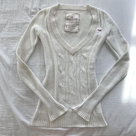 RARE VINTAGE low cut v-neck hollister rabbit hair... - Depop V Neck Sweater Fitted, V Neck Sweater Outfit, Tight Sweaters, Beabadoobee Outfits, Hollister 2000s, White Girl Outfits, Hollister Style, Vintage Hollister, 2000s Clothing