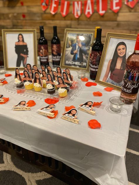 Everything bachelor to kick off the finale! Bachelor Tv Show Party Ideas, The Bachelor Themed Party, The Bachelor Watch Party, Bachelor Watch Party, Bachelor Party Themes, Bachelor Night, Rosé Theme, Bachelorette Themes, Bachelorette Party Themes