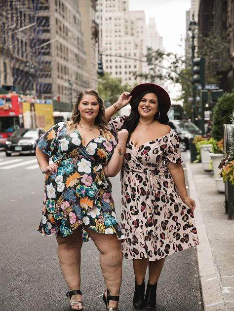 Leah Stanley (voluptuousleah) & Stephanie Mallick (bellabombshel) Hipster Grunge, Look Plus Size, Moda Plus, Plus Size Fashion For Women, Fashion Gallery, Curvy Girl Fashion, Fashion Week Street Style, Look Plus, Looks Vintage