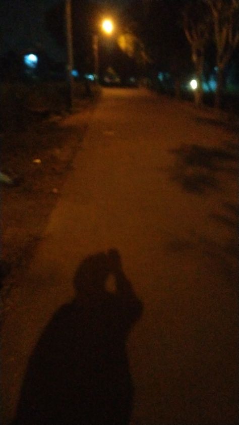 Night Jogging, Maui, At Night, Photography Poses, Jogging, Photography, Quick Saves