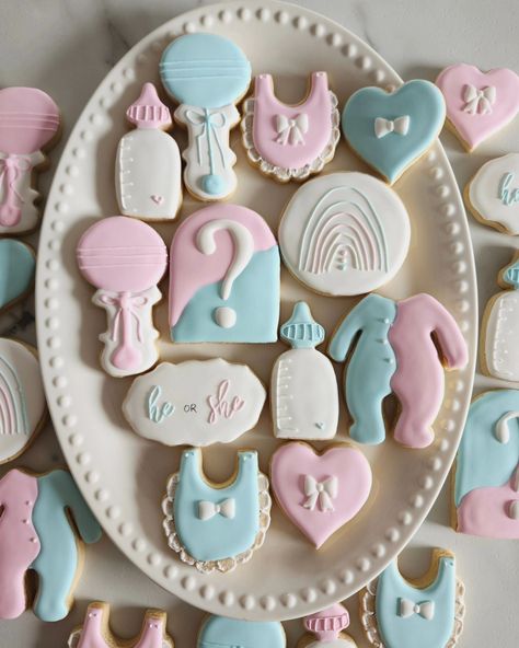 Gender Reveal Sugar Cookies 💖🩵 What an honor that I get to make these kinds of cookies. I'm so grateful for all the orders I've received lately 🥰 love coming up with new designs and seeing them come to life. • #cookie #cookies #decoratedcookies #cookiesofinstagram #cookiehack #cookietip #cookiedecorating #satisfying #satisfyingreel #cookier #newcolors #thisweekscolors #jdsugarcookies #babyboy #boy #babygirl #girl #genderreveal #genderrevealcookies #blue #pink #boyorgirl He Or She Cookies, Gender Reveal Cookies Decorated, Gender Reveal Sugar Cookies, Question Mark Background, Gender Reveal Dessert, Gender Reveal Cookies, Decorative Cookies, Gender Reveal Themes, Cookie Hacks