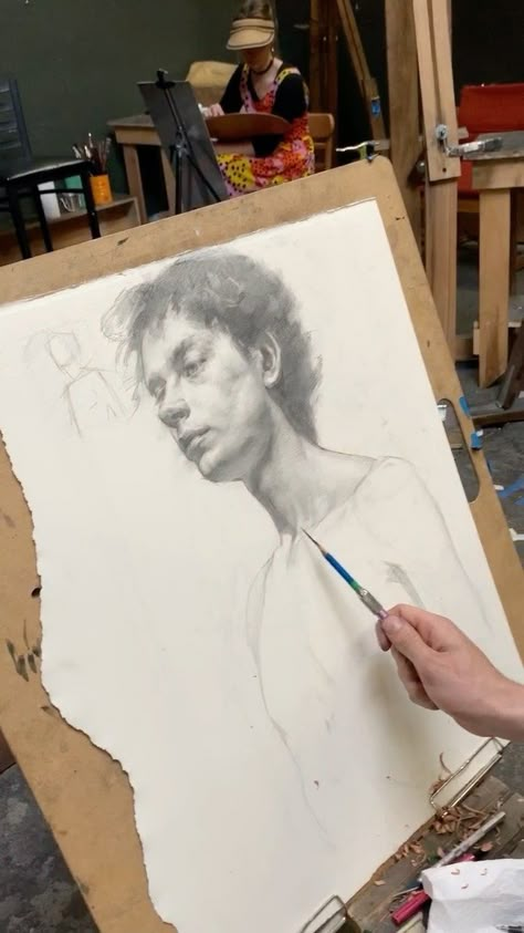 Grand Central Atelier en Instagram: “#throwbackthursday - a drawing from last year by @landon.clay” Art And References, Block In Drawing, Portraiture A Level Sketchbook, Alevel Portraiture Sketchbook, Old Masters Drawings Sketches Study, Grand Central Atelier, Portraiture Sketchbook Pages, Sculpture Drawing, Drawing Materials