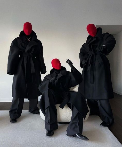 Black Cloths Asthetic, Streetwear High Fashion, Balaclava Mask, New York Fashion Week Men, Yeezy Fashion, Black Outfit Men, Fashion Week Outfit, Mask Fashion, Fashion Mask