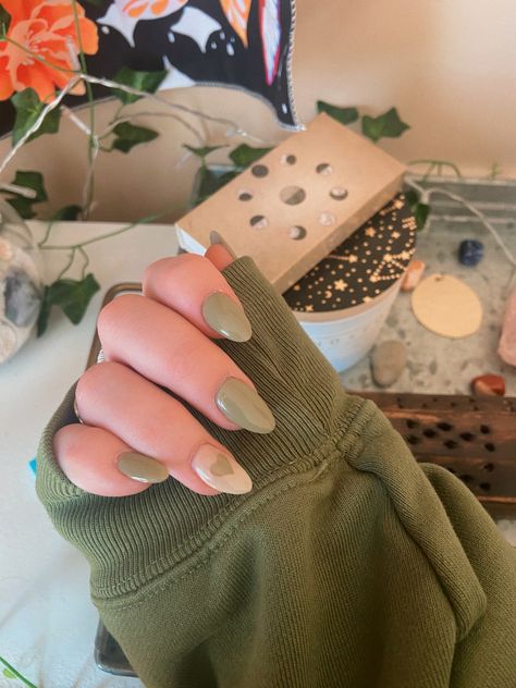 Green Acrylic Nails, Edgy Nails, Green Sage, Minimal Nails, Simple Acrylic Nails, Short Acrylic Nails Designs, Minimalist Nails, Dream Nails, Fire Nails