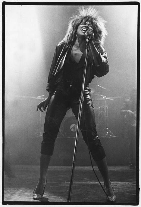 Tina Turner Fashion, Tina Turner Aesthetic, Tina Turner Costume, Ike Turner, Ike And Tina Turner, Foto Transfer, Women Of Rock, Vintage Black Glamour, Tina Turner