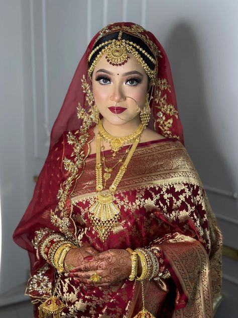 Engagement Looks For Indian Bride, Nepali Bride, Wedding December, Red Bride, Ceremony Outfit, Haldi Ceremony Outfit, Lace Blouse Design, Bengali Bridal Makeup, Pakistani Bridal Makeup